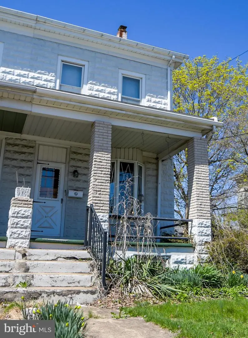 507 Pottstown Ave, Pennsburg, PA 18073 - #1