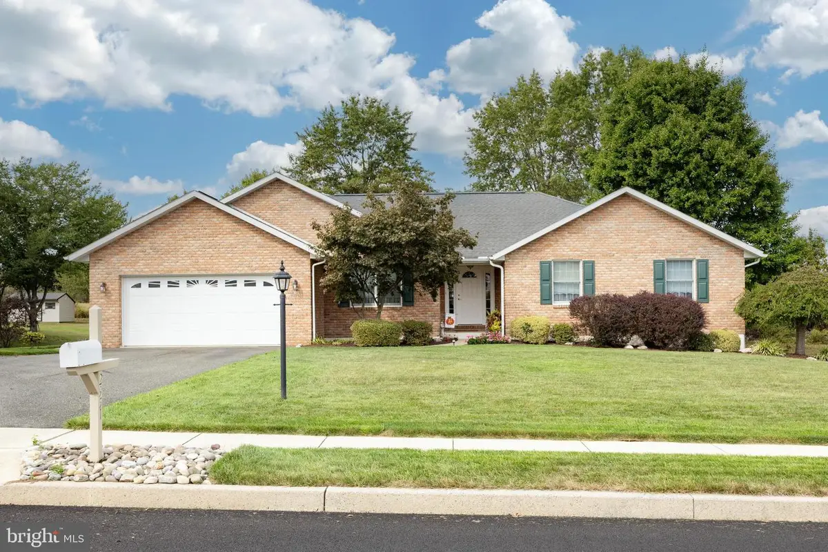 2951 Burton Dr, Gilbertsville, PA 19525 - #1