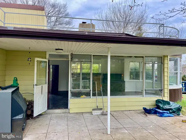 119 Robbins Ave, JENKINTOWN, PA 19046