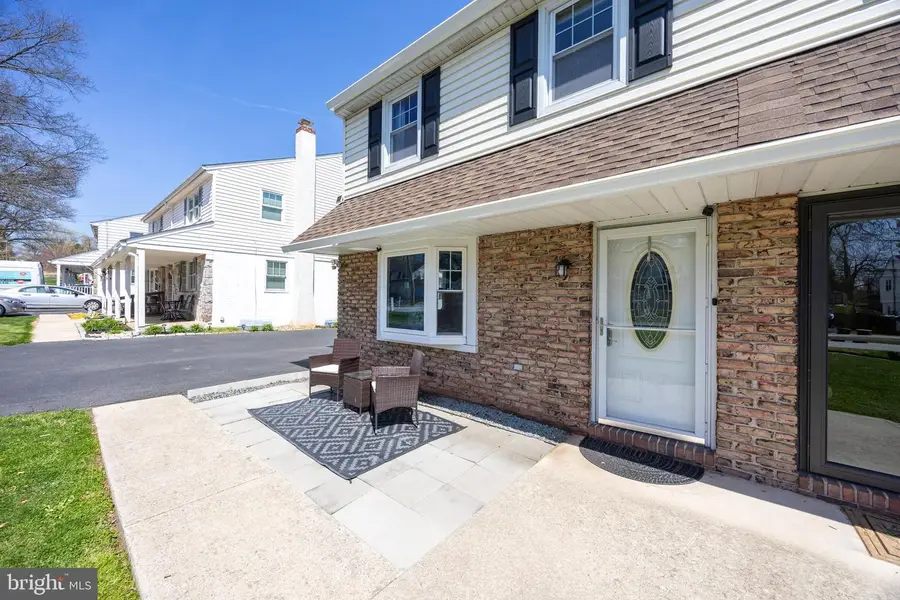 668 S 5th Ave, Royersford, PA 19468 - #3