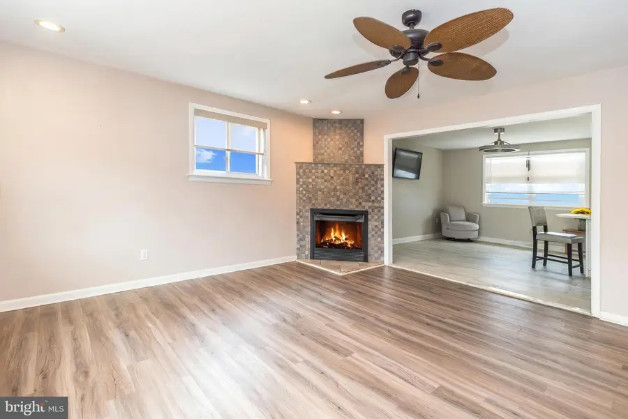 1223 Boone Ave, Abington, PA 19001 - #2