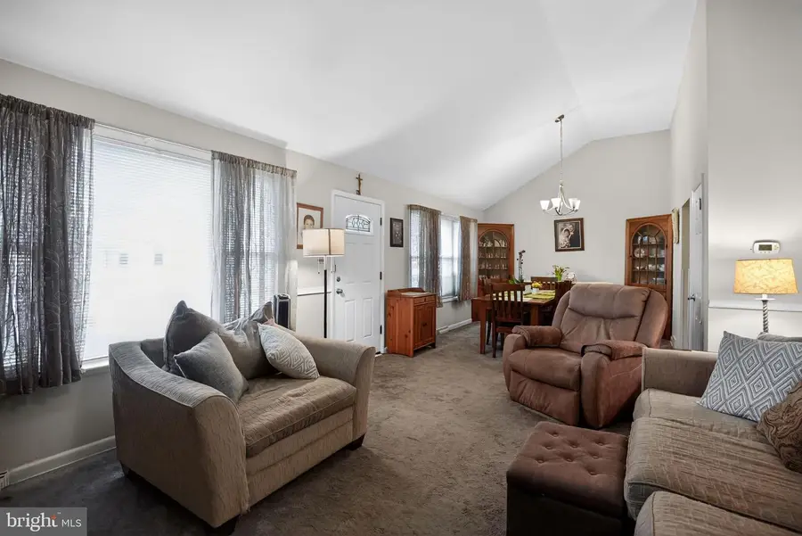 26 Northview Dr, Glenside, PA 19038 - #3