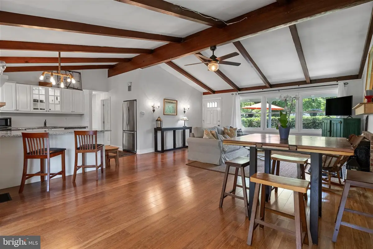 6315 Farmar Ln, Flourtown, PA 19031 - #1