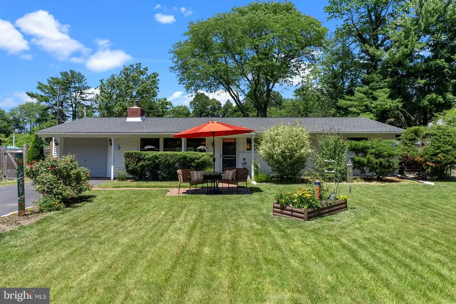 6315 Farmar Ln, Flourtown, PA 19031 - #3