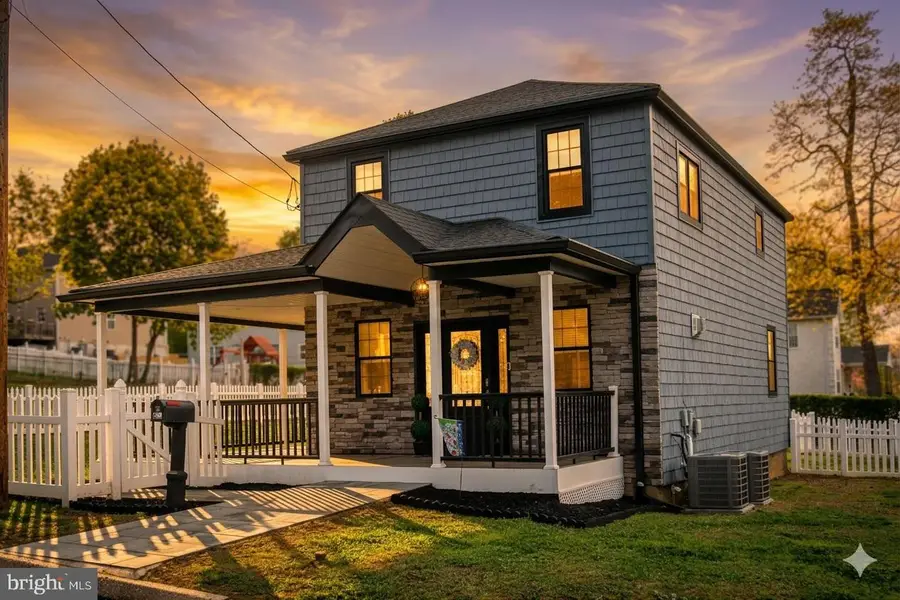 298 Summit Ave, Conshohocken, PA 19428 - #2