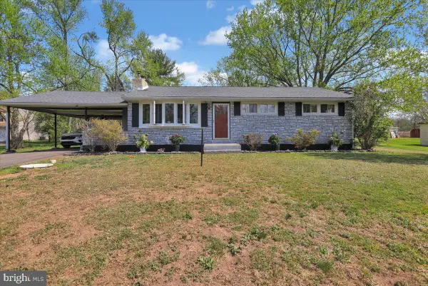 1224 Manatawny St, POTTSTOWN, PA 19464