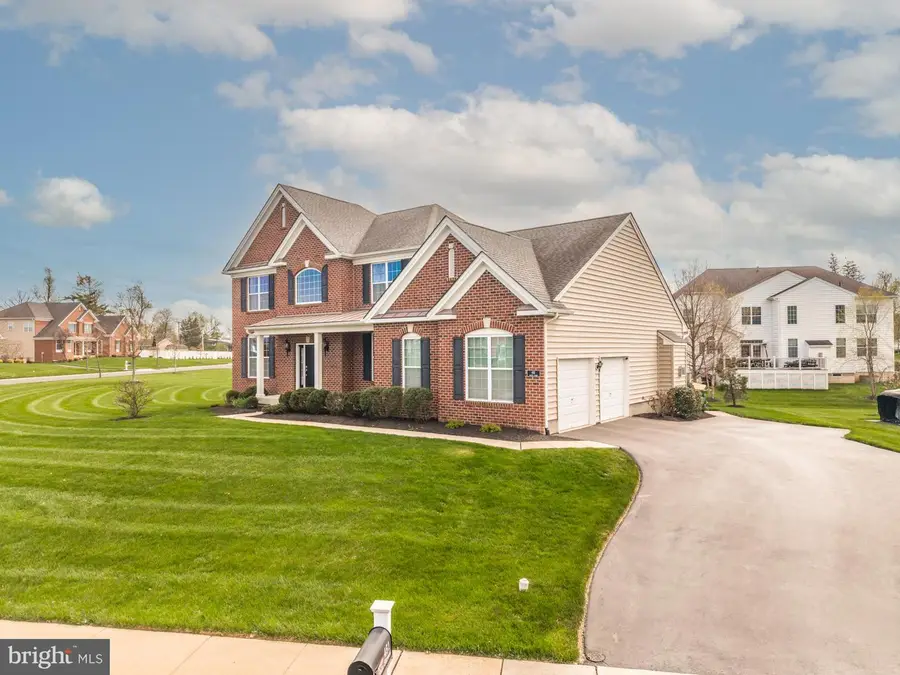 461 Barbin St, Horsham, PA 19044 - #3