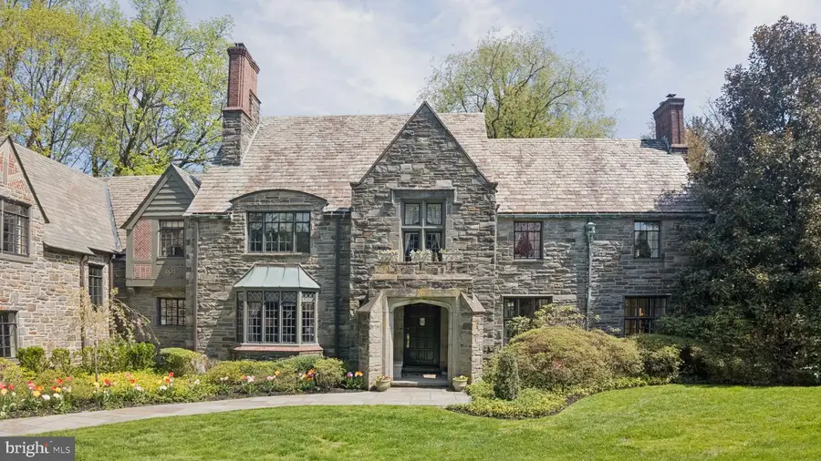 517 Fishers Rd, Bryn Mawr, PA 19010 - #2