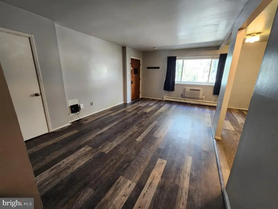 447 Pine St #j-1, Royersford, PA 19468 - #2