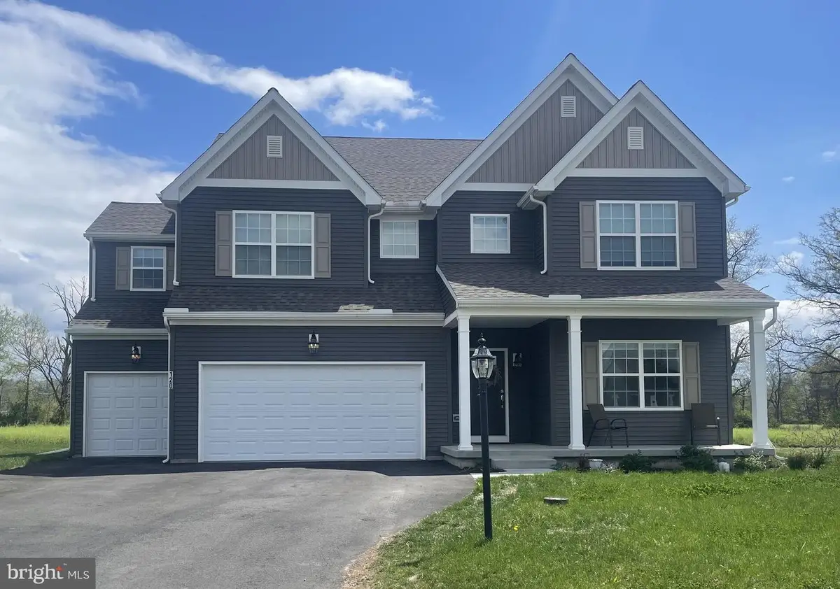 120 Cori Dr, Gilbertsville, PA 19525 - #1