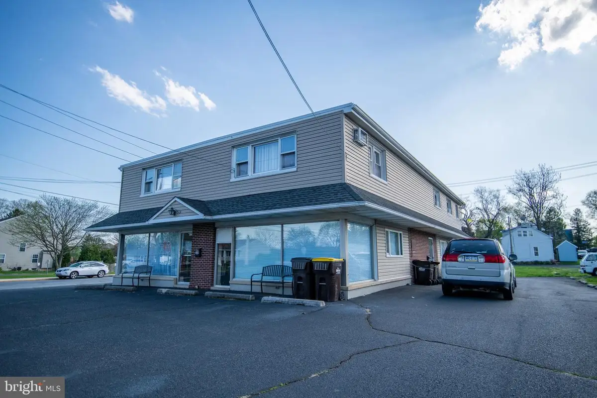 334 Washington St, East Greenville, PA 18041 - #1