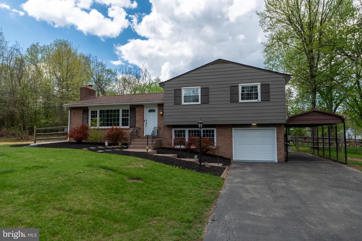 2247 Bruce Dr, Pottstown, PA 19464 - #1