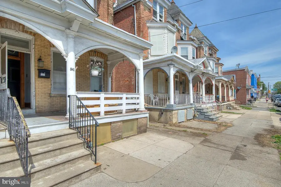 541 George St, Norristown, PA 19401 - #3