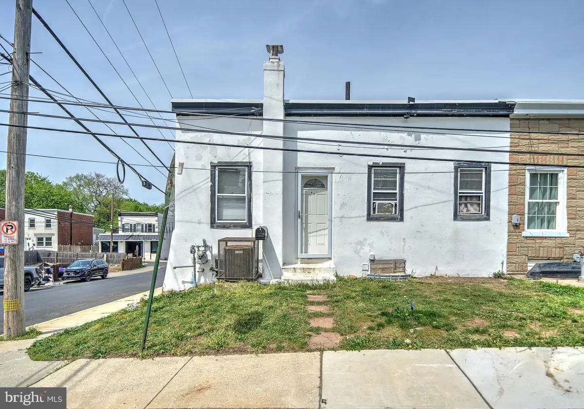 803 Thomas St, Norristown, PA 19401 - #1