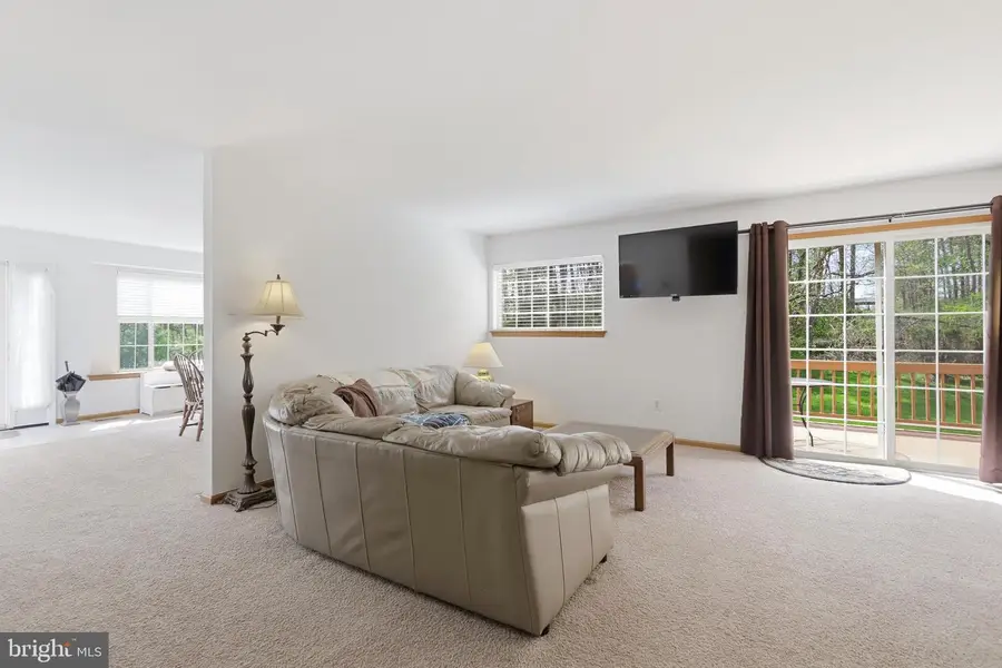 379 Pondview Dr, Harleysville, PA 19438 - #3