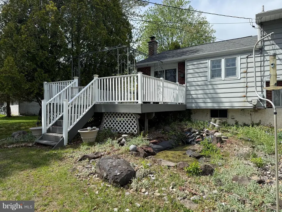 166 Panepinto Dr, Schwenksville, PA 19473 - #2