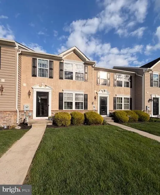 135 Sandpiper Ct, Gilbertsville, PA 19525 - #2