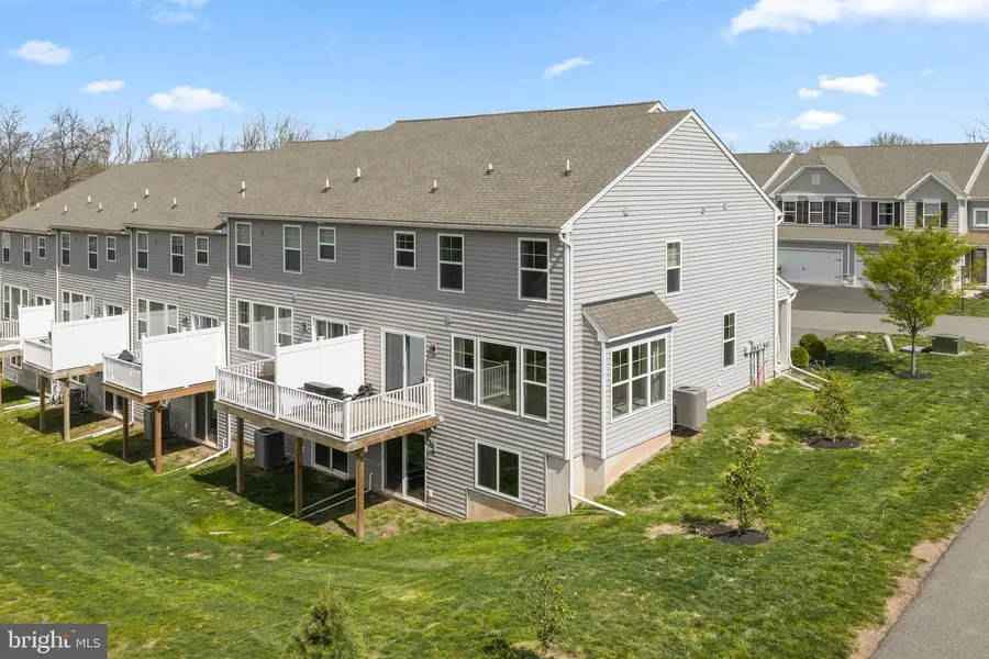 205 Hayward St, Pottstown, PA 19464 - #3