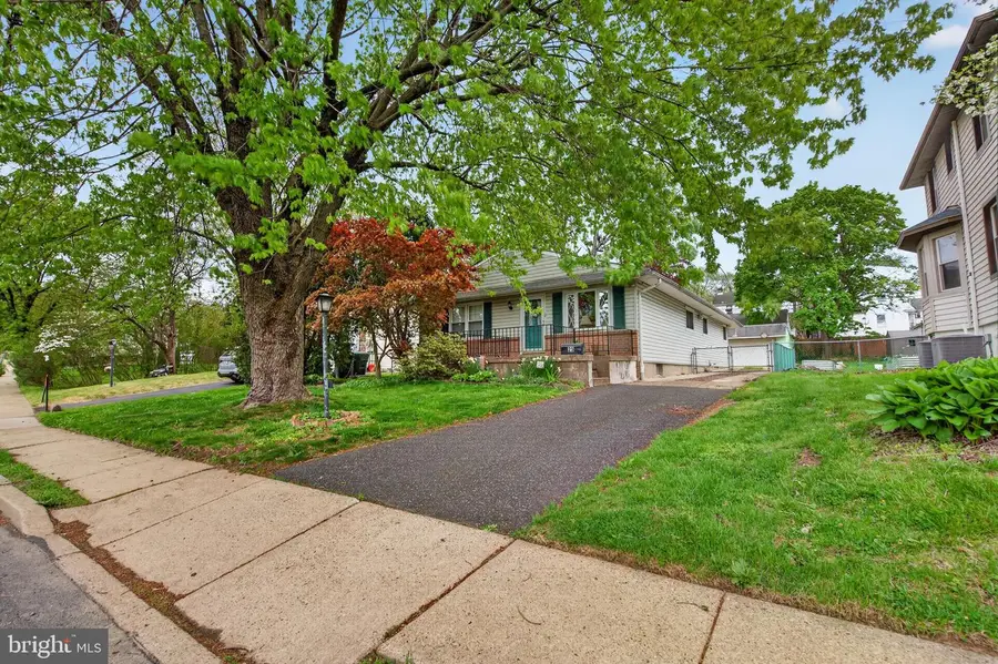 25 Church St, Willow Grove, PA 19090 - #3