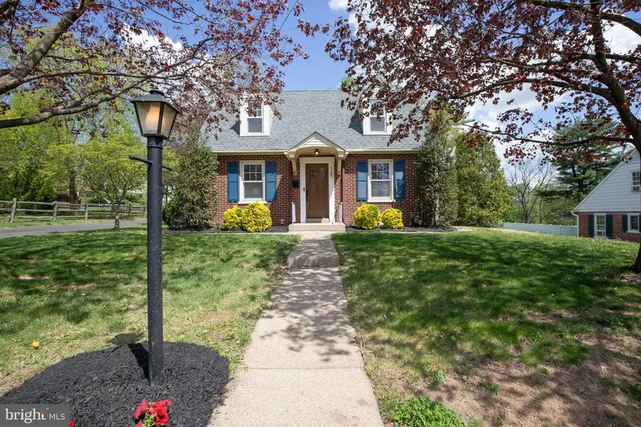 165 4th St, Souderton, PA 18964 - #3