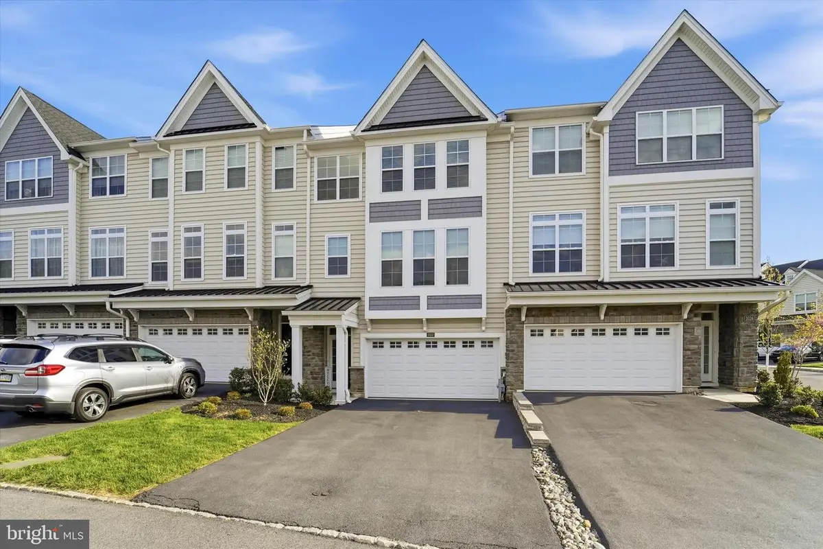 2030 Julia Dr, Conshohocken, PA 19428 - #1