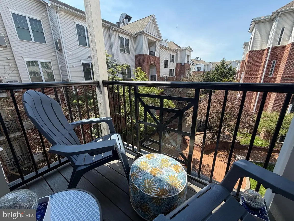 200 W Elm St #1327, Conshohocken, PA 19428 - #1