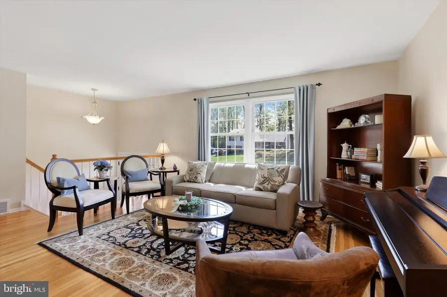 118 Clarrige Dr, Willow Grove, PA 19090 - #3