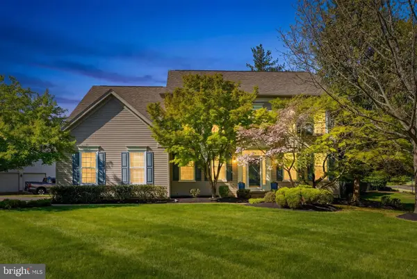 602 Dunburry Dr, AMBLER, PA 19002