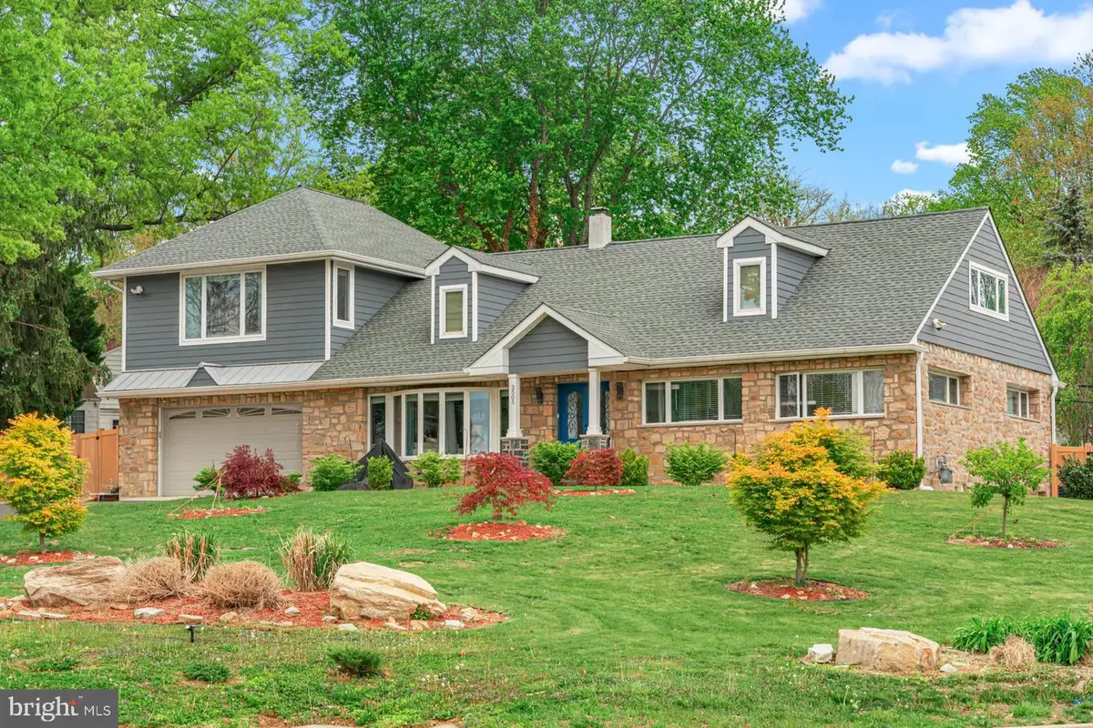 3505 Heaton Rd, Huntingdon Valley, PA 19006 - #1