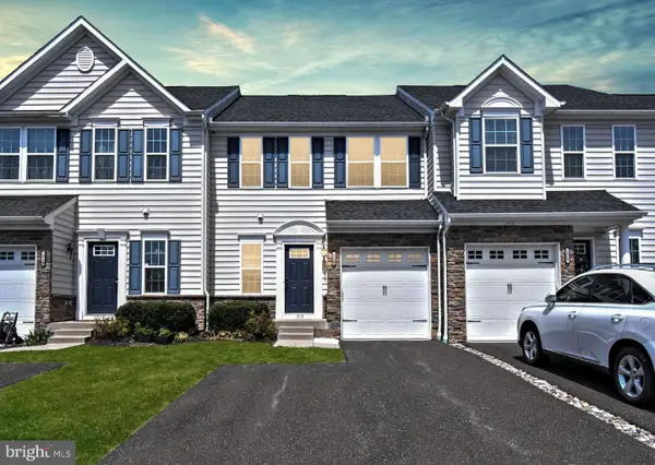 1717 Lisa Ct, HATFIELD, PA 19440