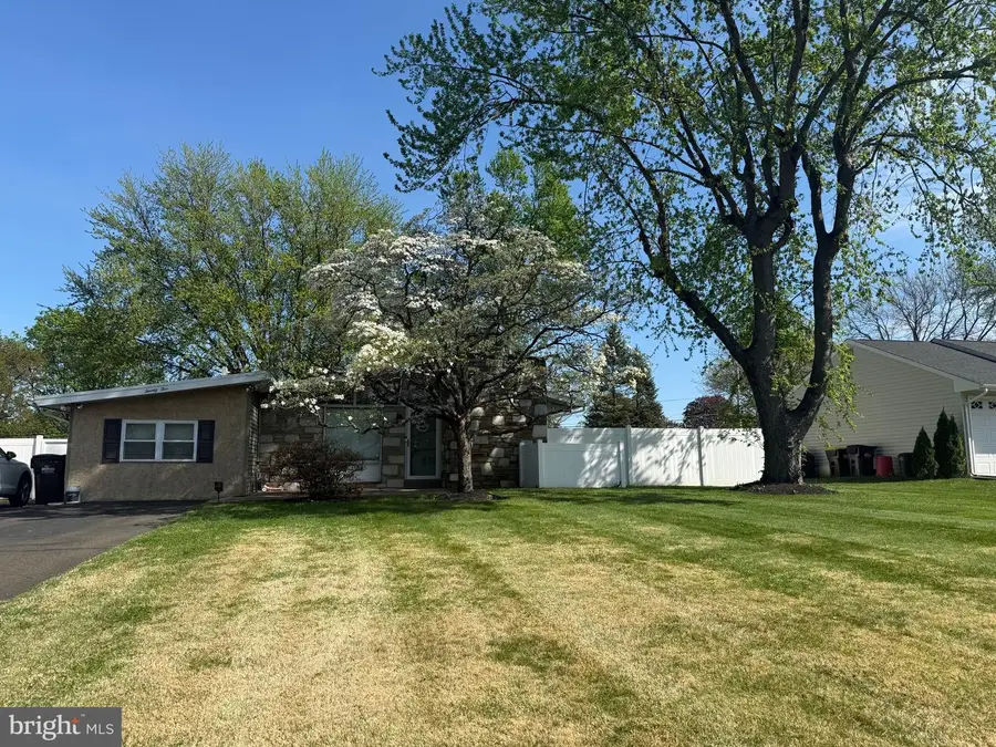 25 Maple Ave, Hatboro, PA 19040 - #2