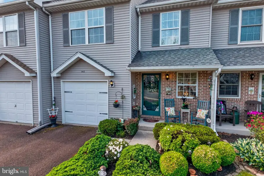 142 Bartlett Ct, Telford, PA 18969 - #2