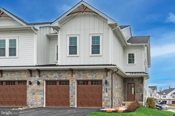 730 Emory Ct., HORSHAM, PA 19044