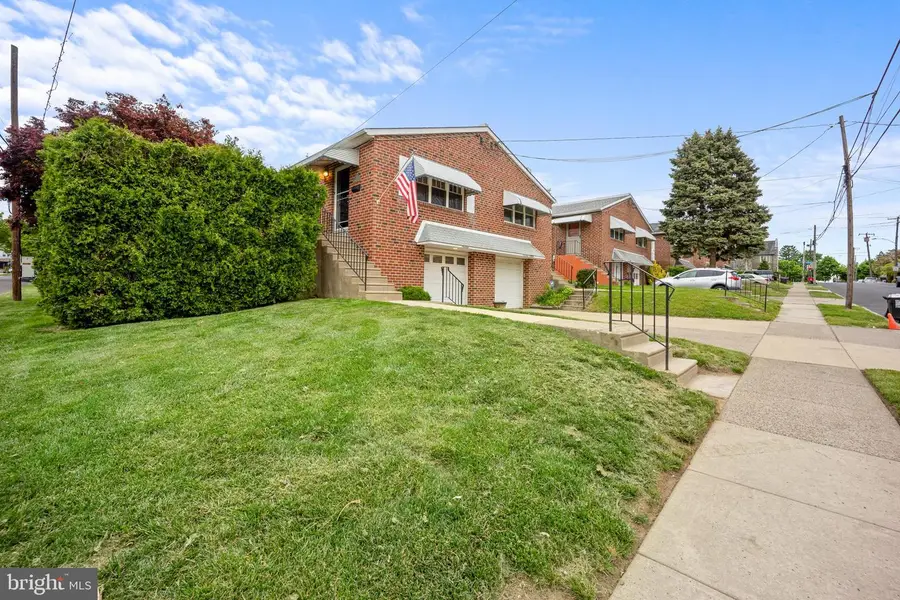 19 Loney St, Jenkintown, PA 19046 - #2