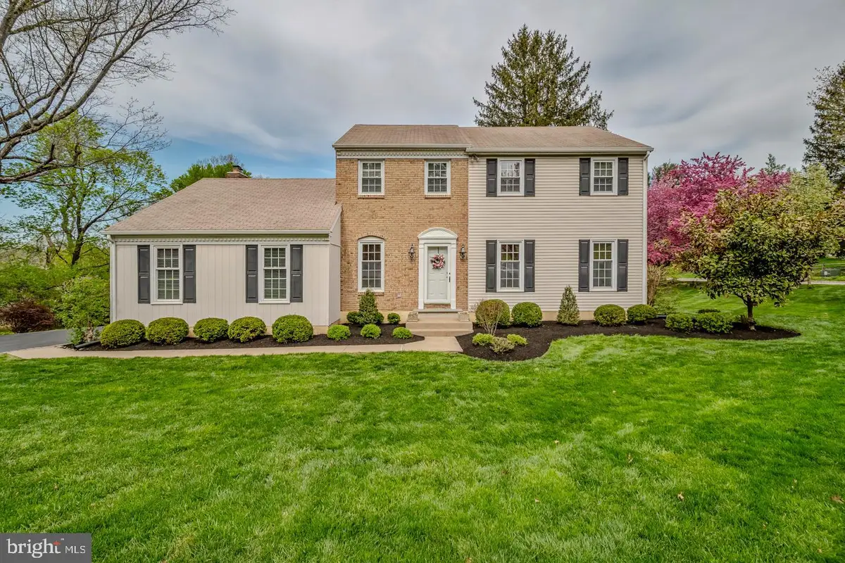 8607 Elliston Dr, Wyndmoor, PA 19038 - #1