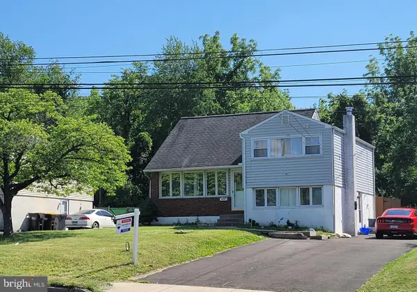 635 W County Line Rd, HATBORO, PA 19040