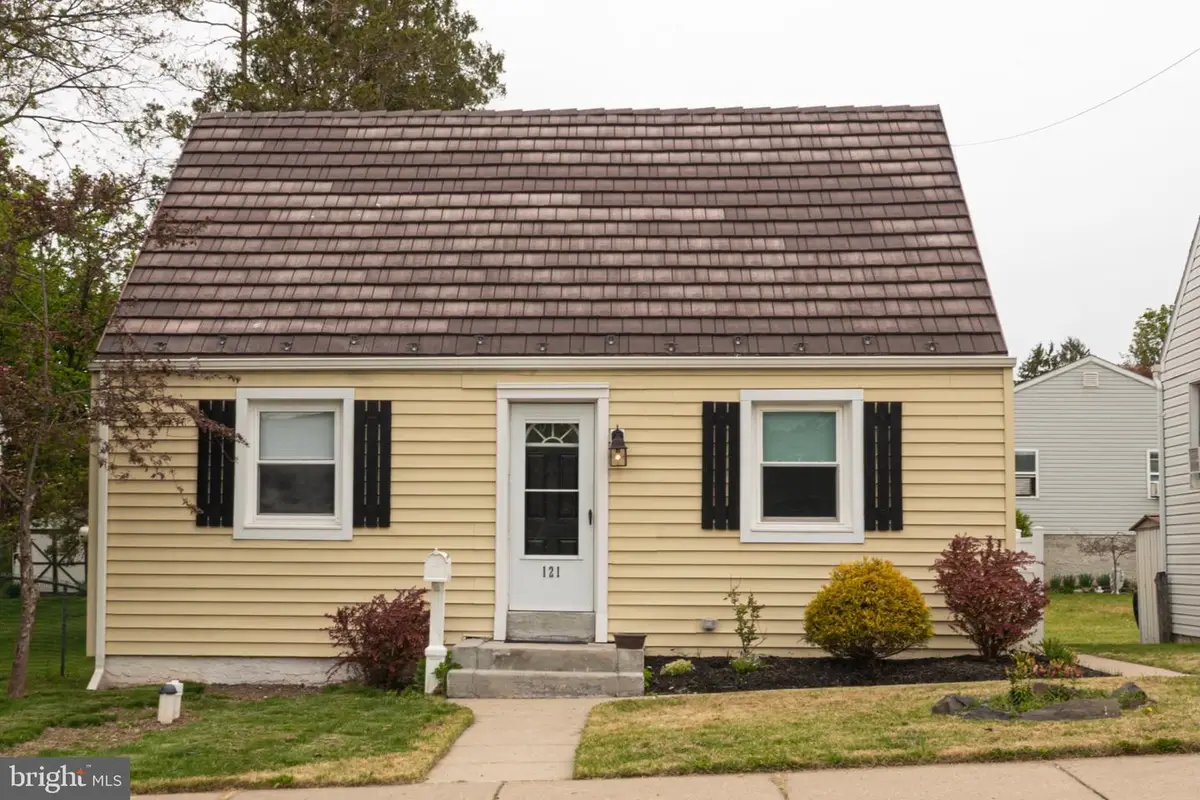 121 W 6th, Pottstown, PA 19464 - #1