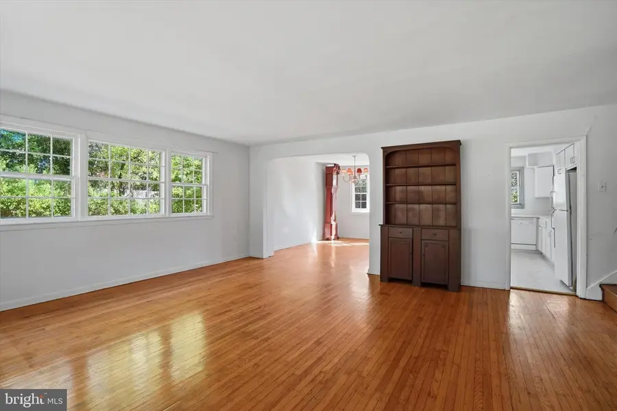 662 Deaver Dr, Blue Bell, PA 19422 - #3