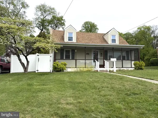 337 Surrey Ln, HATBORO, PA 19040