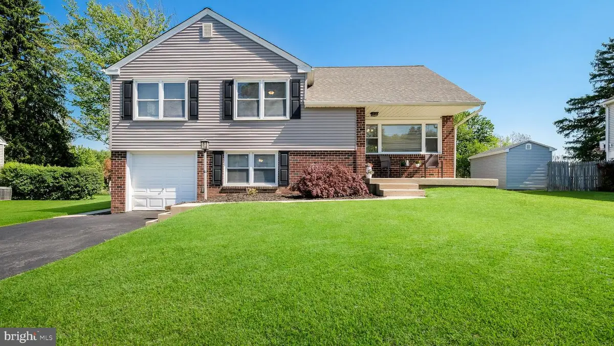 505 Wellington Rd, Norristown, PA 19403 - #1
