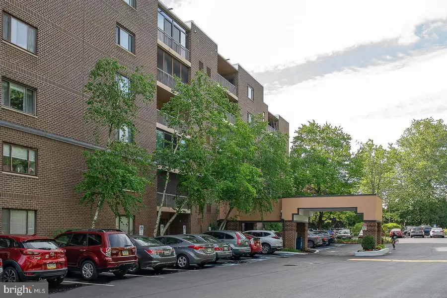 1219 W Wynnewood Rd #208, Wynnewood, PA 19096 - #3