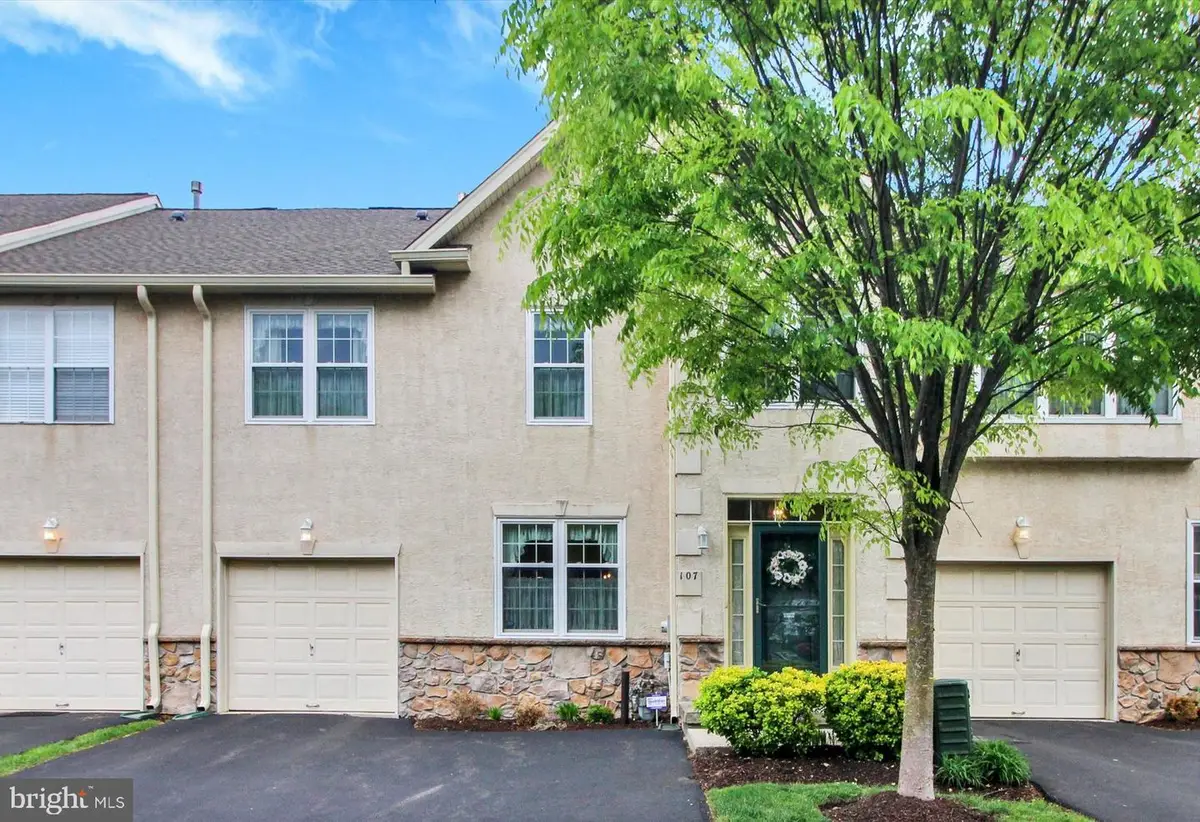 107 Castle Dr, North Wales, PA 19454 - #1
