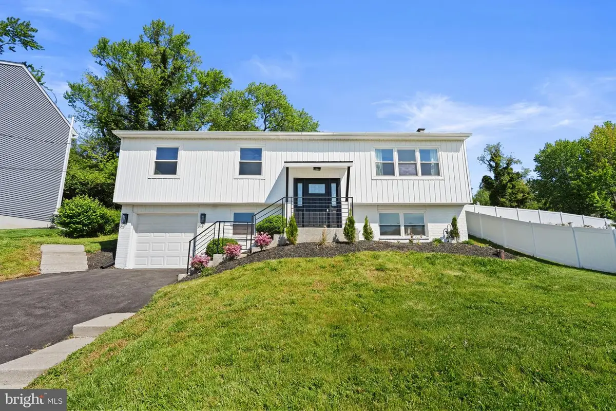 258 Tennessee Ave, Conshohocken, PA 19428 - #1