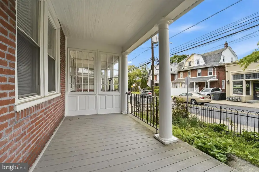 221 Ardmore Ave, Ardmore, PA 19003 - #3
