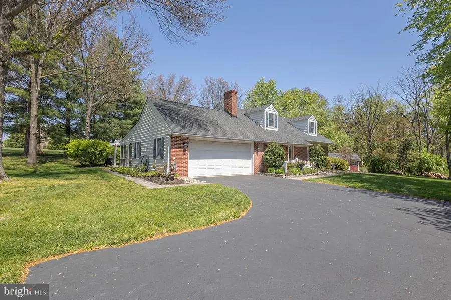 225 Parkview Ct, Harleysville, PA 19438 - #3