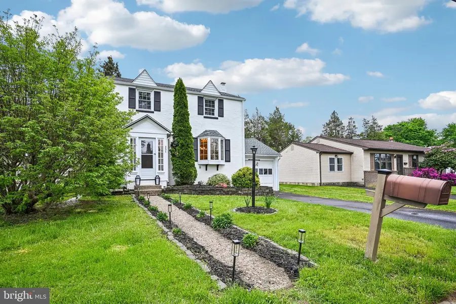 331 Madison Rd, Willow Grove, PA 19090 - #2