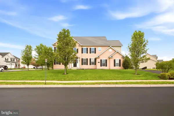 100 Lilac Ln, GILBERTSVILLE, PA 19525