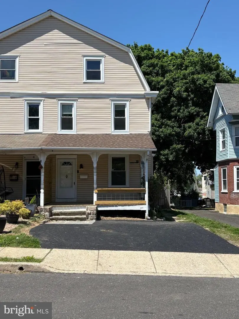 18 Church St, Willow Grove, PA 19090 - #1
