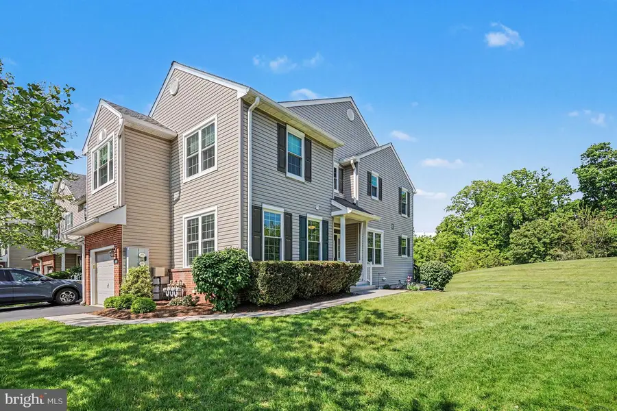 406 Nottingham Ln, Collegeville, PA 19426 - #3