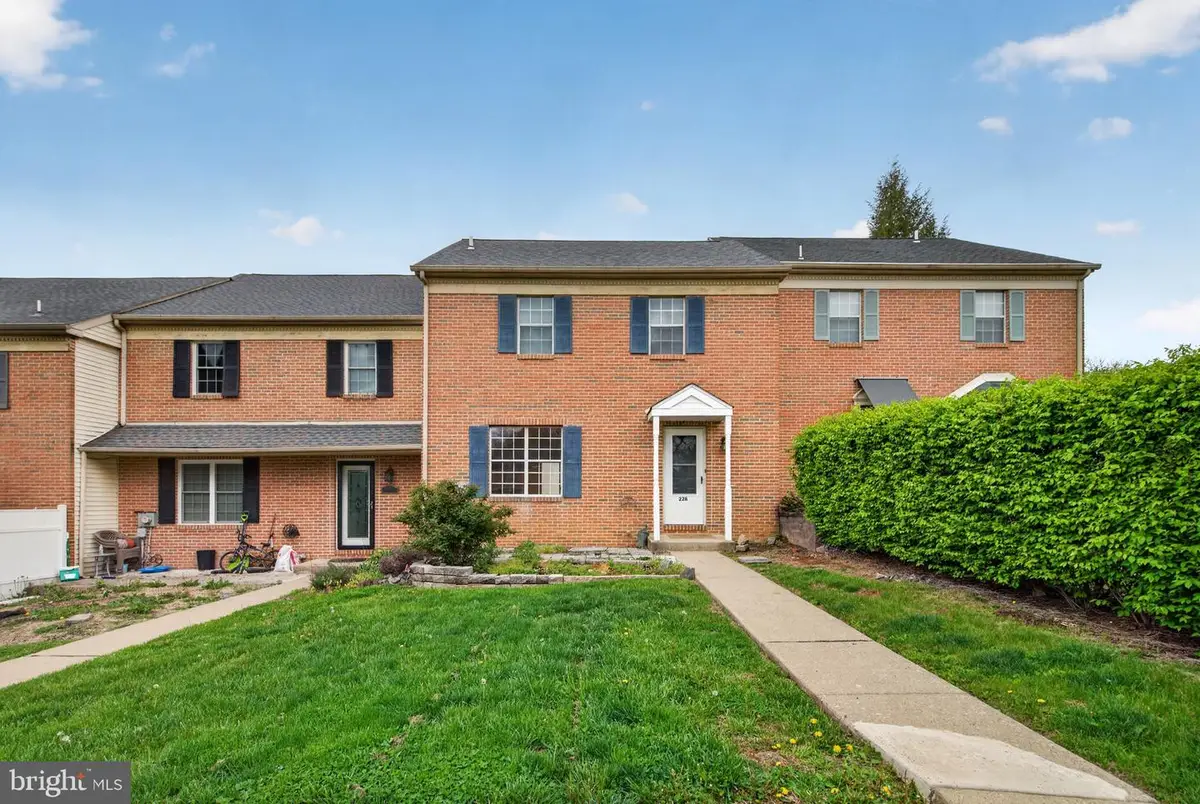 228 Goshen Rd, Schwenksville, PA 19473 - #1